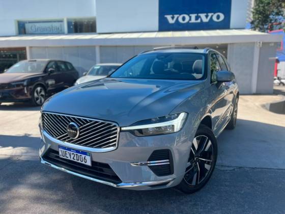 VOLVO XC60 2.0 T8 PHEV PLUS AWD GEARTRONIC VOLVO XC60 2.0 T8 PHEV PLUS AWD GEARTRONIC